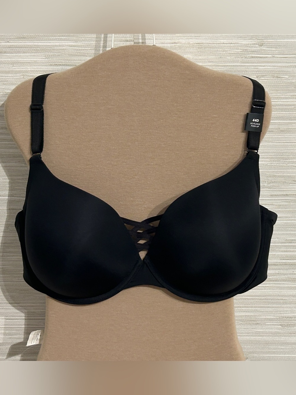 NWT Torrid XO Boost Plunge Push Up Bra 44D Black 360 Back Smoothing